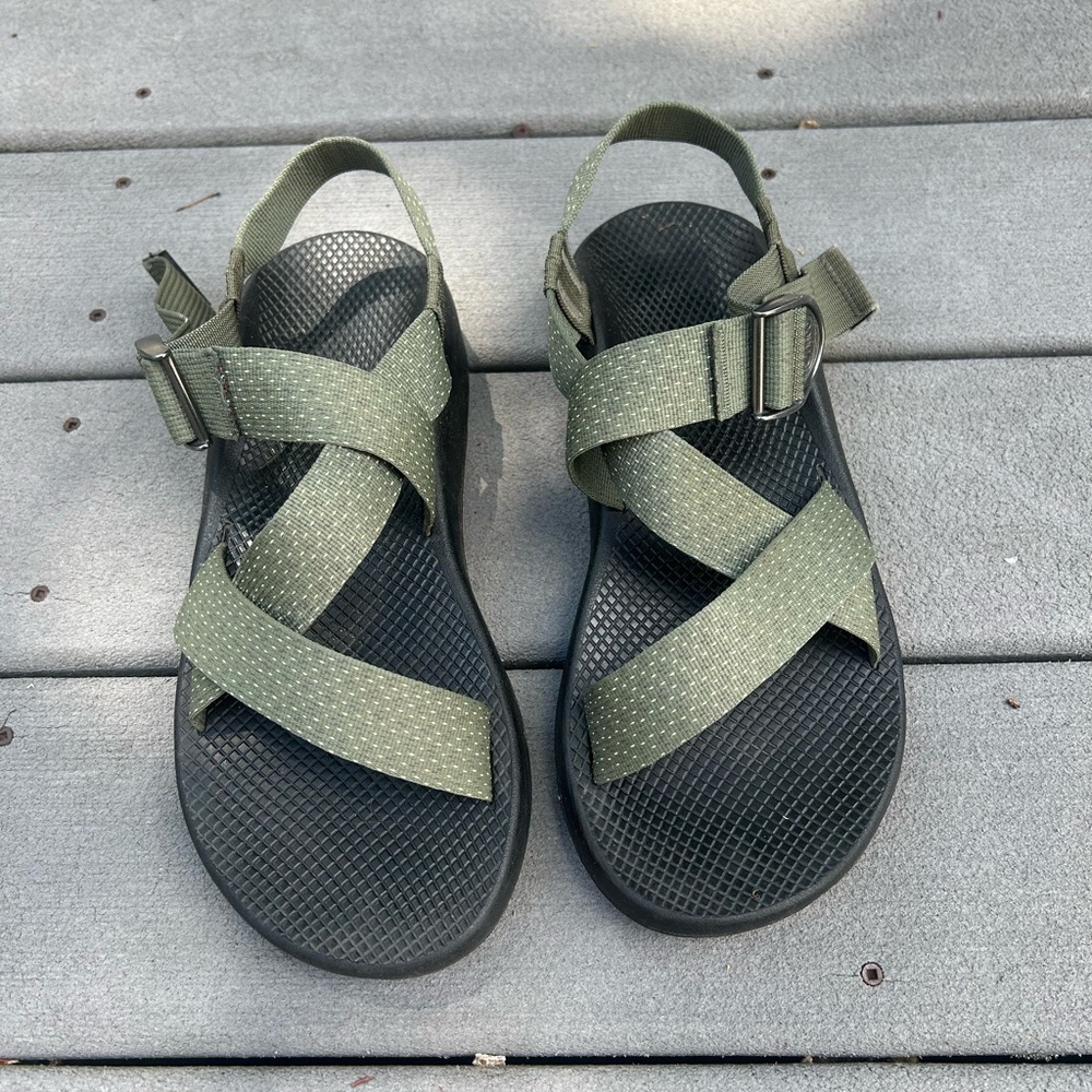 Chaco men’s 12 green sandals